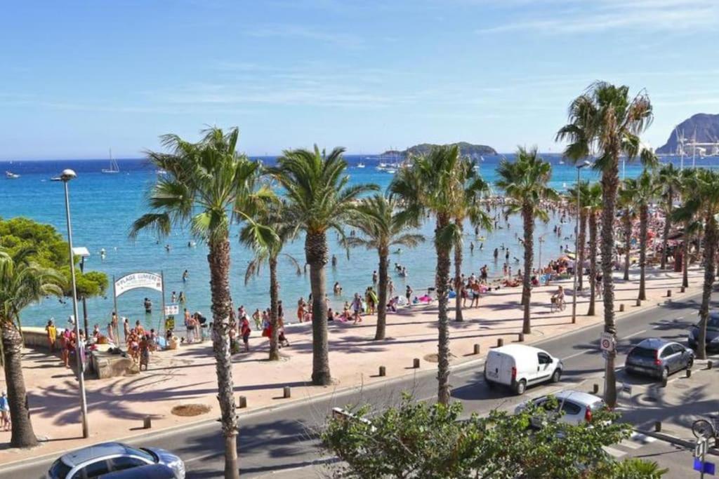 Appart De Charme Plein Centre Apartment La Ciotat Exterior photo